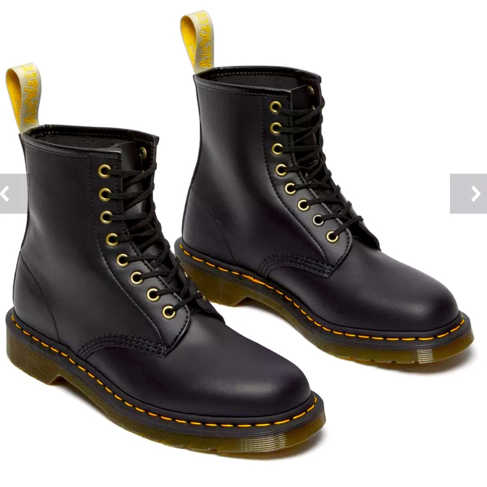 💥NWOT💥 Vegan 1460 8-eye Lace Up Doc Martens Boots